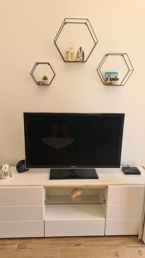 Studio Apartman Kiara Bol Exteriér fotografie